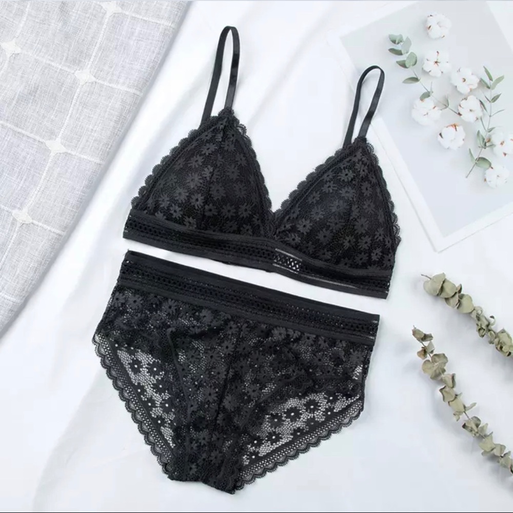 Bra and panty set